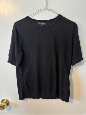 Banana Republic Petite Large Black Short-Sleeve Crew Knit Tee